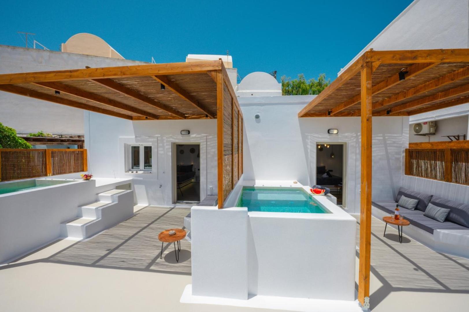 Tre Fiori - The Retreat Suites Fira  Exterior photo
